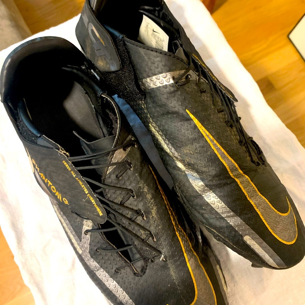 Nike phantom GT2 Academy flyease fg/mg soccer cleats